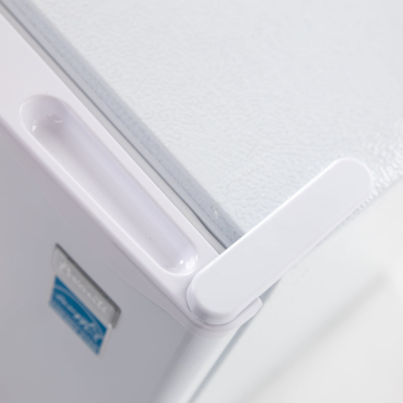 Avanti AR17T0W 1.7 Cubic Foot Refrigerator, 20.3 x 18 x 18.3, White